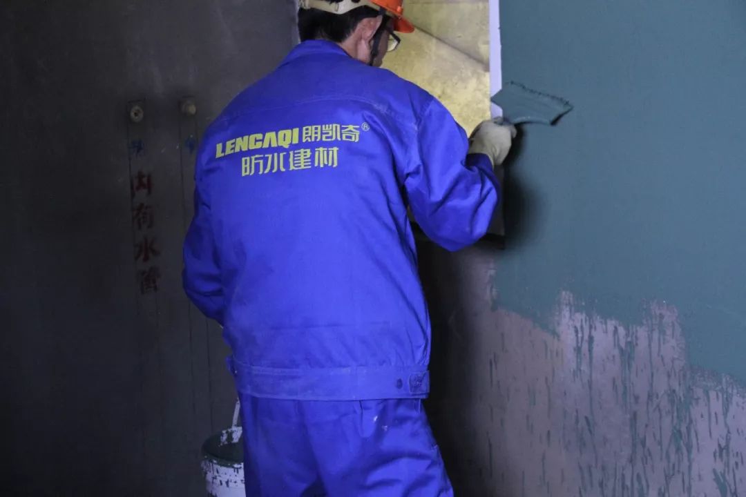 衛生間防水涂刷應該間隔多久好?