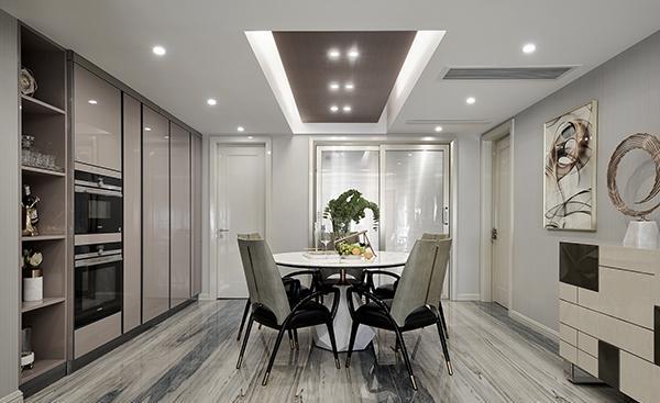 四室兩廳142m2 的房子，打造出輕奢質感，該如何裝修？